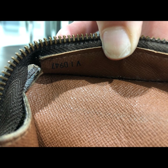 SOLD - Picture 4 of 8